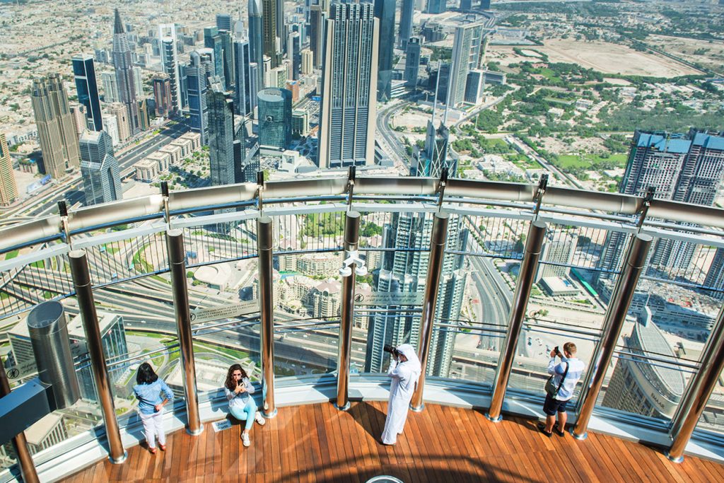 Take a tour of Burj Khalifa